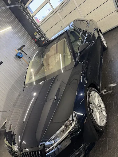 SK SHINE - Auto detailing - Myjnia samochodowa - Korekta lakieru - Powłoki ceramiczne